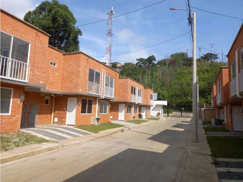 BROKER CASA EN VENTA PARA ESTRENAR BOSQUES DE CASTILLA POPAYAN - 1