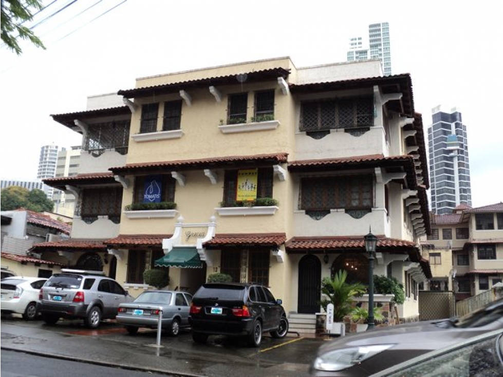 Building in Bella Vista