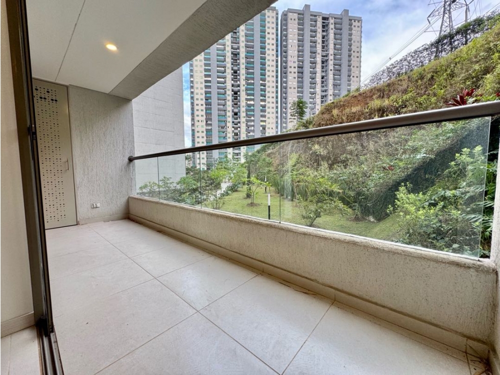 Buscas apartamento moderno y piso bajo para comprar en Sabaneta