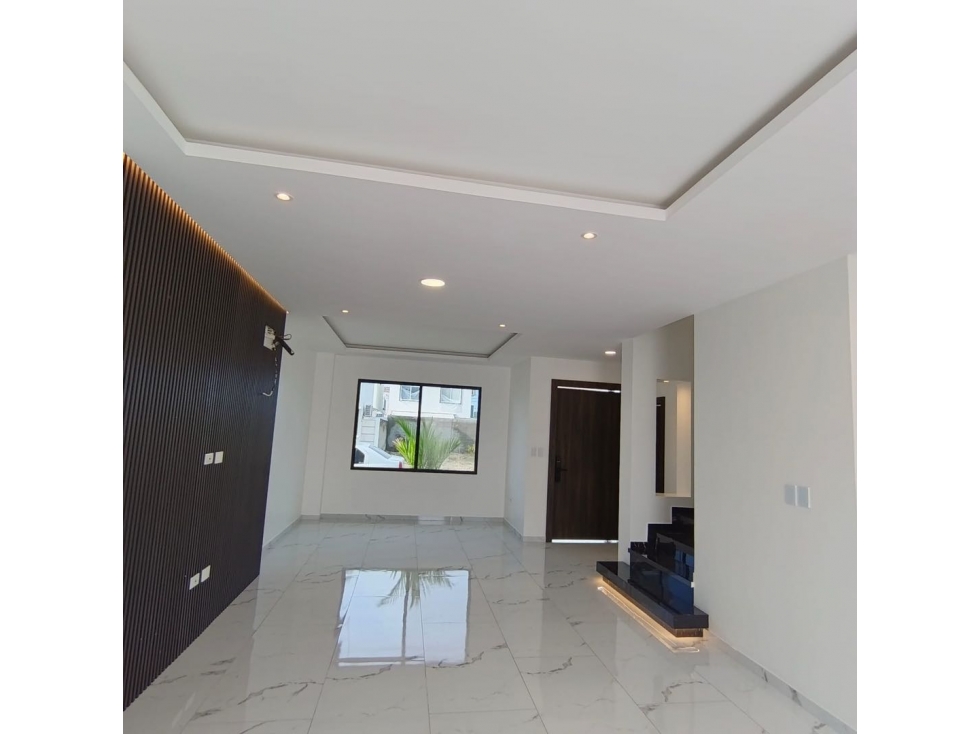 C01 Casa de Estreno en Urb. San Antonio vía Salitre Samborondon — foto 3