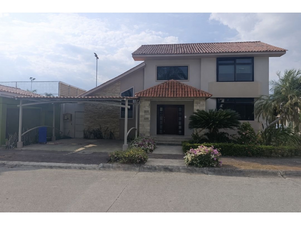 CA.002 Venta de casa en Urbanización Portofino Vía a la Costa - 2