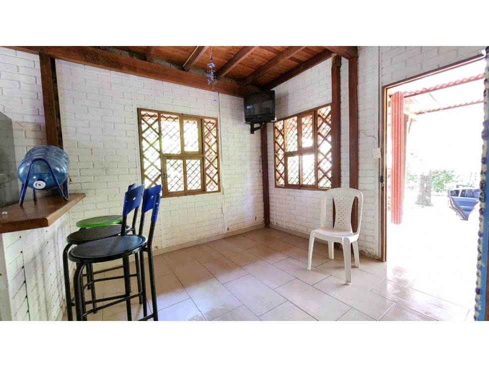 CABAÑA EN VENTA EN EL PORVENIR - 5