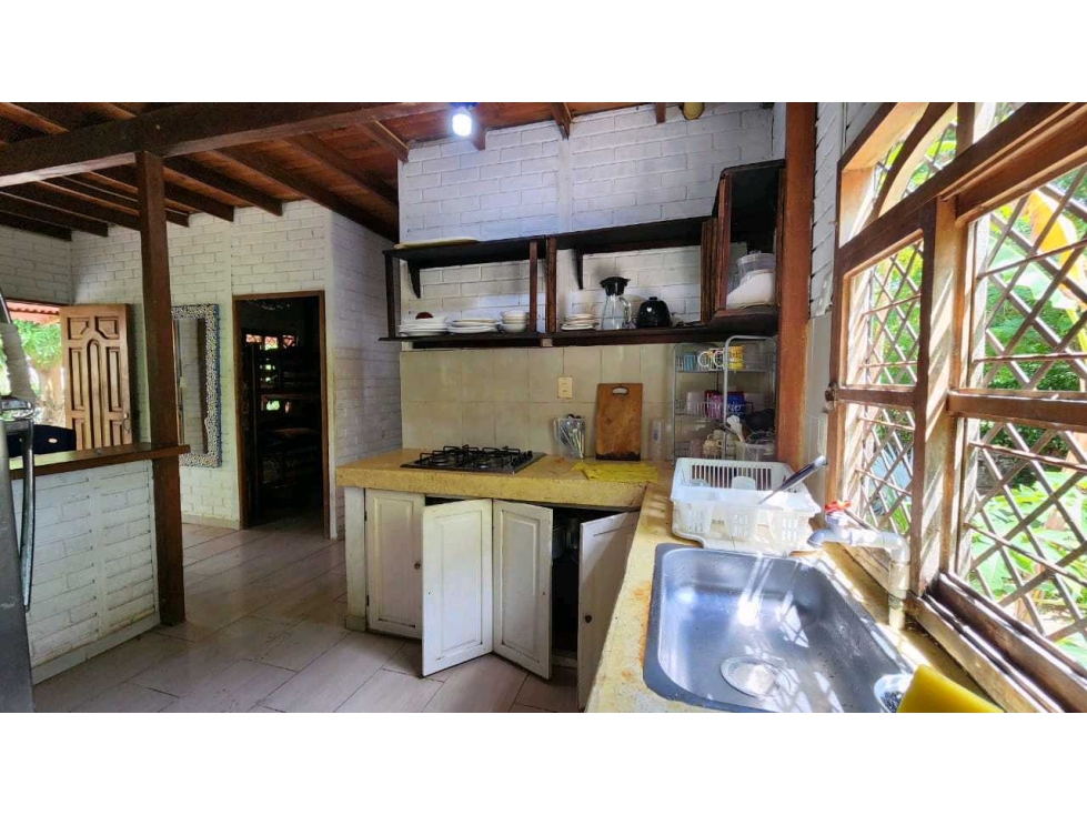 CABAÑA EN VENTA EN EL PORVENIR - 6