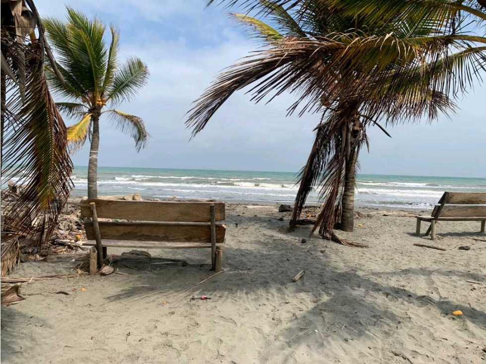 Cabaña en venta en Moñitos lote de 344 m2- 68 m2 de construcción. - 3