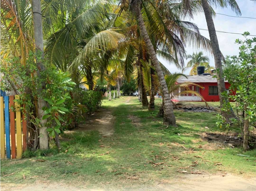 Cabaña en venta en Moñitos lote de 344 m2- 68 m2 de construcción. - 5