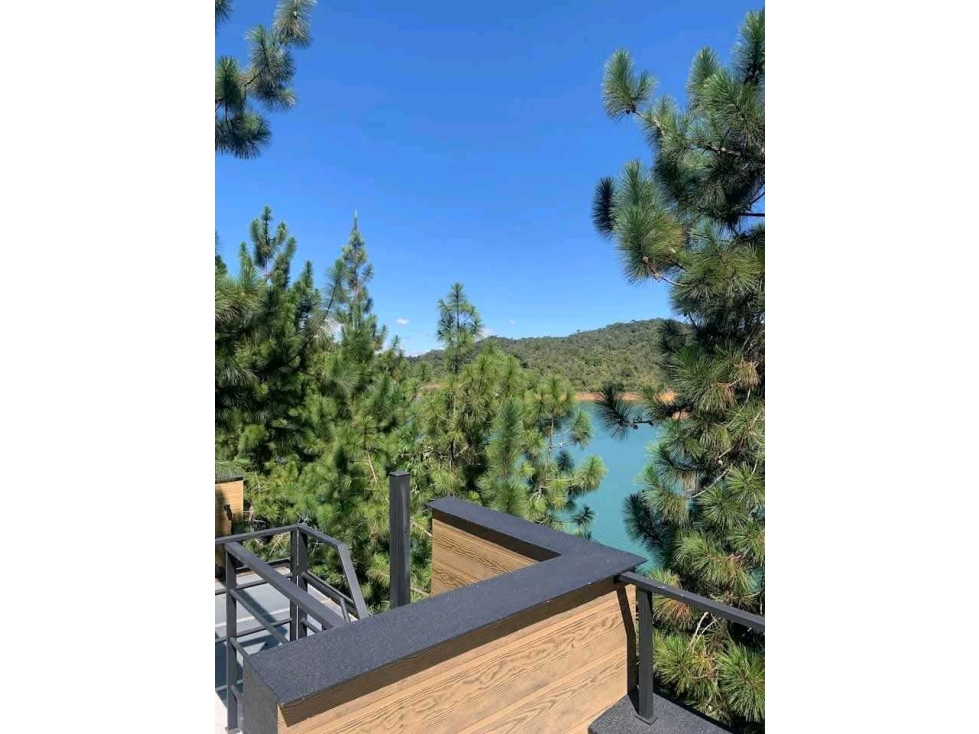 CABAÑA EN VENTA GUATAPE CON EMBALSE