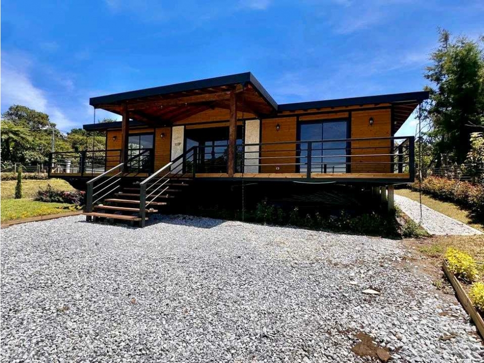 CABAÑA PARA LA RENTA EN RIONEGRO SECTOR AEROPUERTO