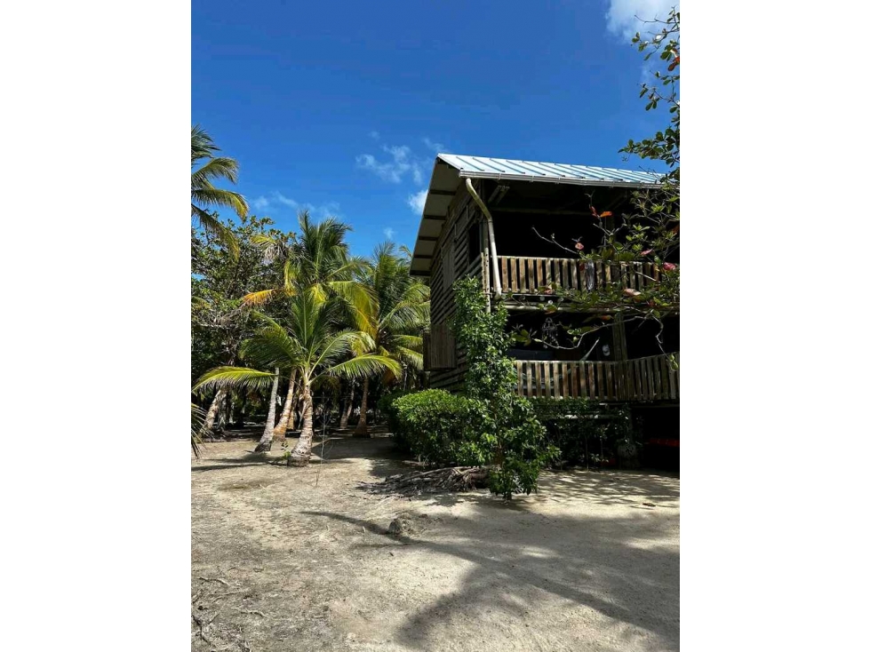 CABAÑA SOSTENIBLE EN VENTA EN ISLA FUERTE - 2