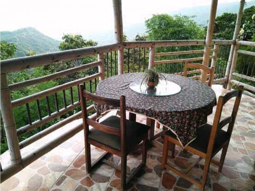 Cabaña turística en zona de montaña en Minca Santa Marta Colombia