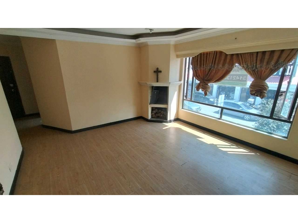 Cajicá, LOCAL piso 2, Sobre CRA 6, 100 M2 - 6