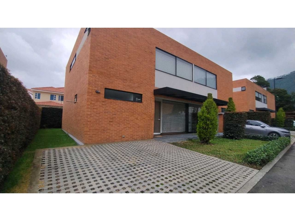 Cajica, ENCLAVE, 200 M2 lote, 150 M2 construidos — foto 2