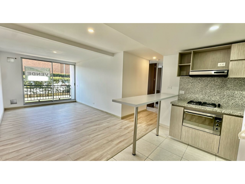 Cajicá Vendo Apto 76 m² 1er piso 3hab 1estudio 1grj