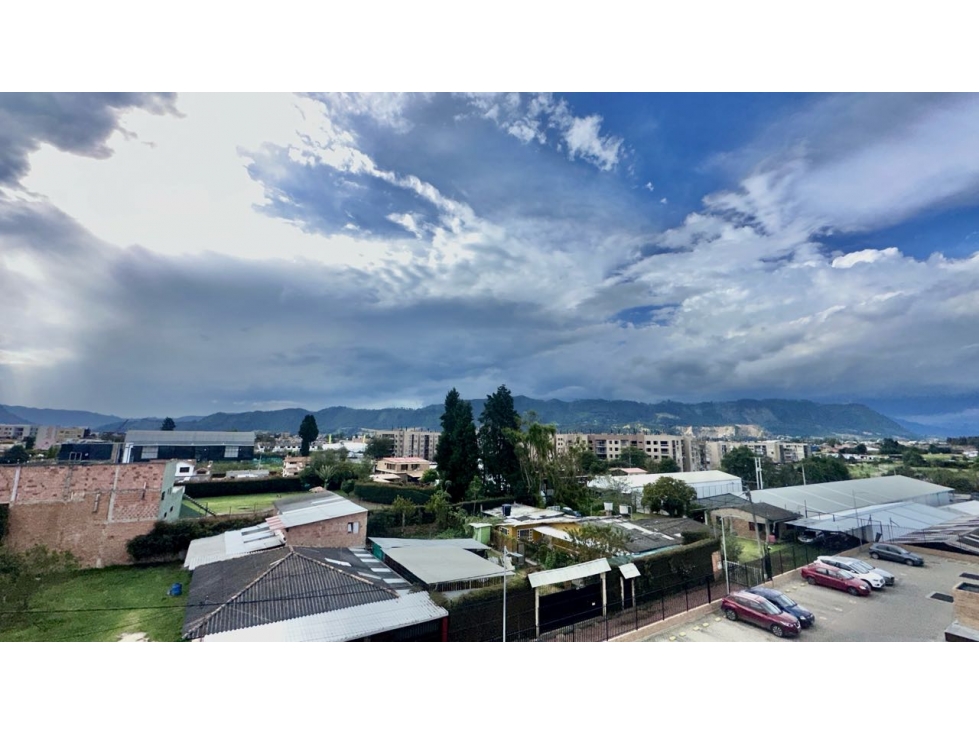 Cajicá vendo apto 61 m² 5to piso externo 3 hab 2 baños 1 grj balcón