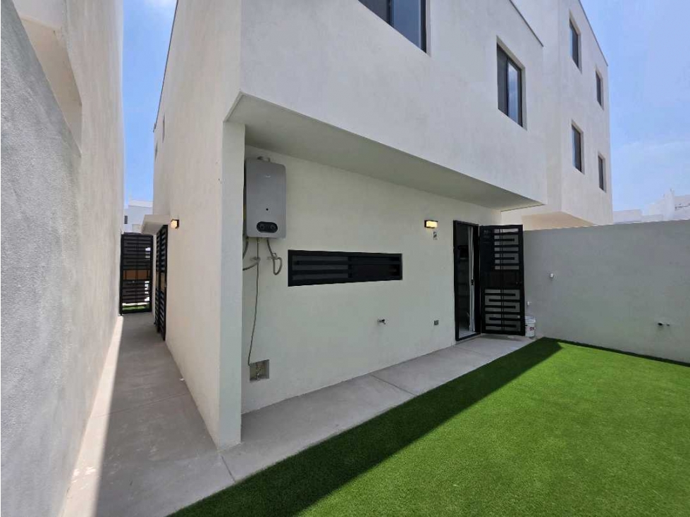 Casa NUEVA en Renta Caleido Residencial Escobedo NL - 3
