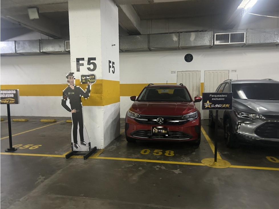 CALLE 15 38 40 CENTRO COMERCIAL LLANOCENTRO PARQUEO SOTANO 2
057 - 3