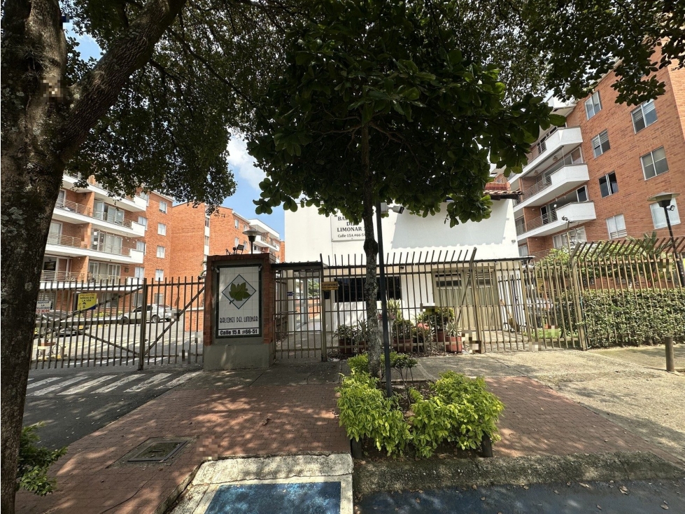 CALLE 15A 66 51 CONJUNTO RESIDENCIAL BALCONES DEL LIMONAR GARAJE 06 — foto 3