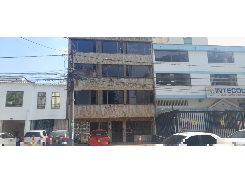 CALLE 23BN 3N 28 30 32 EDIF LINA CRISTINA APTO 202 ACTUAL