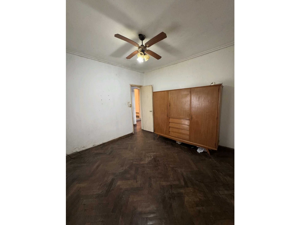 Casa a refaccionar en Venta -Calle 28 y 40 - 5