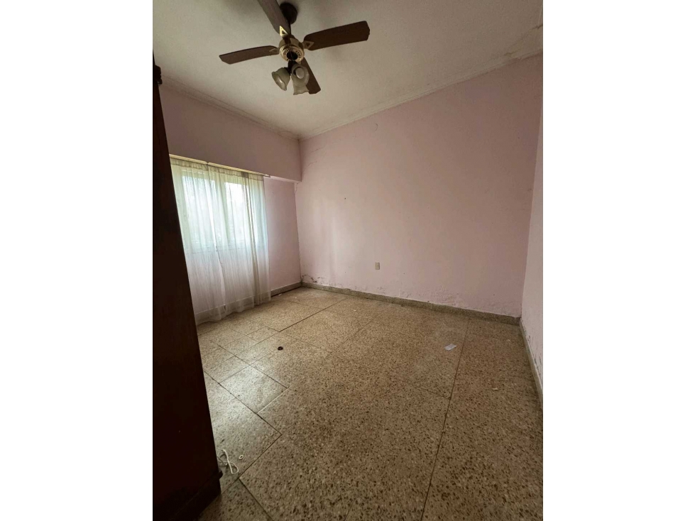 Casa a refaccionar en Venta -Calle 28 y 40 - 6