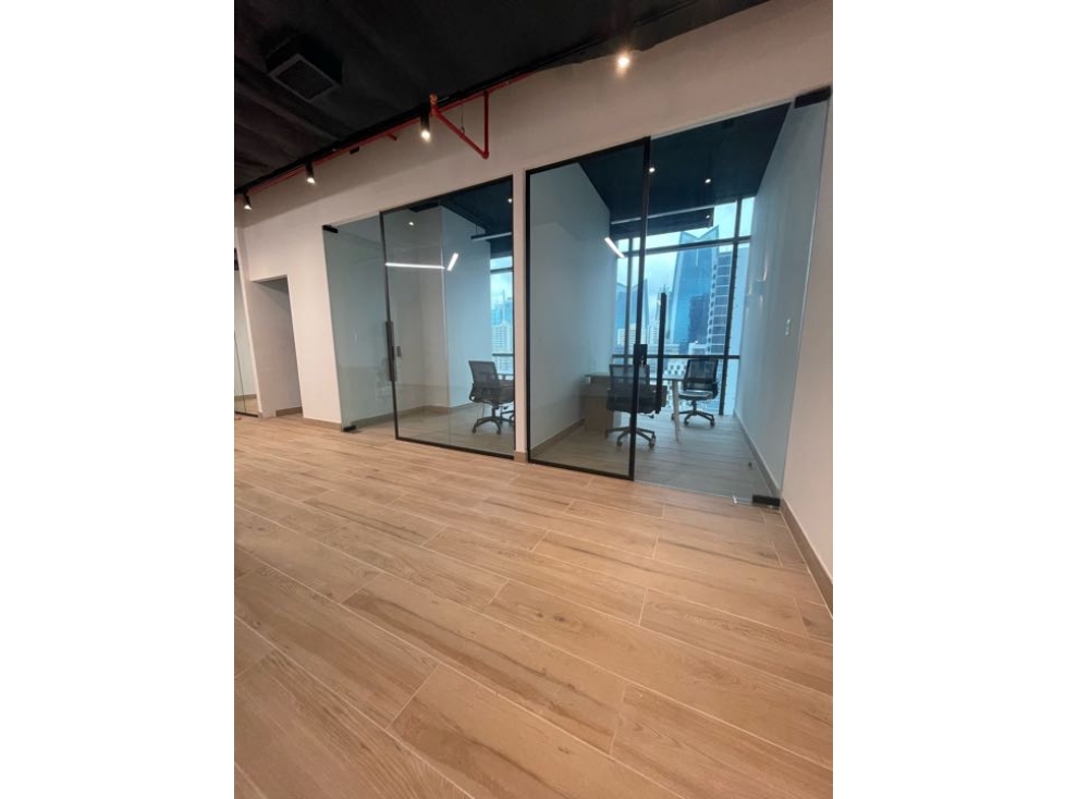 CALLE 50 /TFC OFICINA $2,880/ALQUILER — foto 3