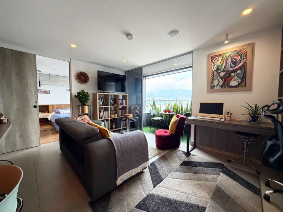VENTA DE APARTAESTUDIO REMODELADO EN CIUDAD DEL RÍO | MEDELLÍN