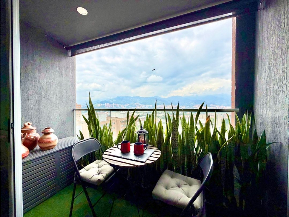 VENTA DE APARTAESTUDIO REMODELADO EN CIUDAD DEL RÍO | MEDELLÍN — foto 5