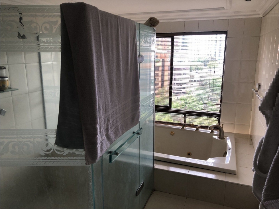 CARRERA 1 OESTE 1 50 76 APARTAMENTO 12 A CENTRO ALFEREZ REAL PROPIEDA