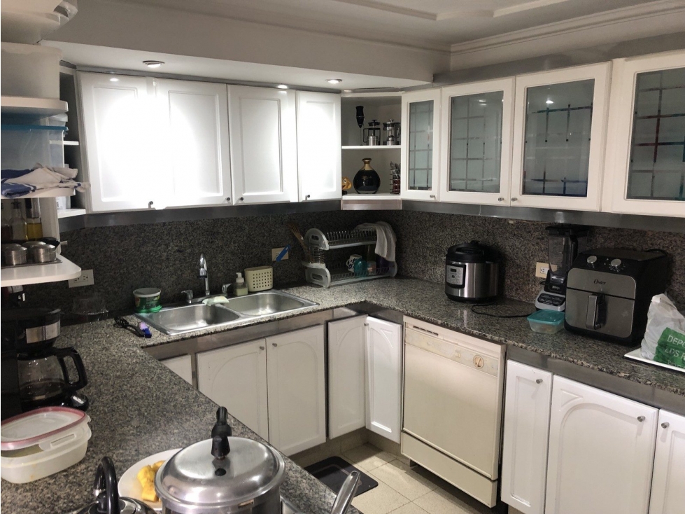CARRERA 1 OESTE 1 50 76 APARTAMENTO 12 A CENTRO ALFEREZ REAL PROPIEDA — foto 3