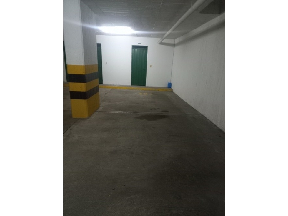 CARRERA 3 11 315 OESTE EDF BOSQUE DE SANTA TERESITA P H PISO 3
APARTA
