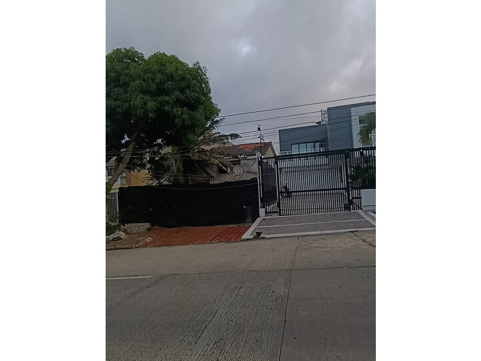 CARRERA 52B NO. 92-94 BARRIO ALTOS DE RIOMAR — foto 2