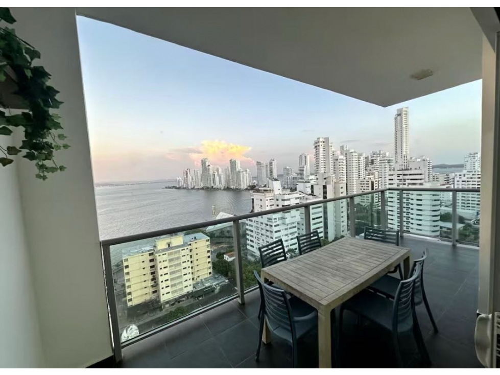 CARTAGENA VENTA APARTAMENTO AMOBLADO BOCAGRANDE