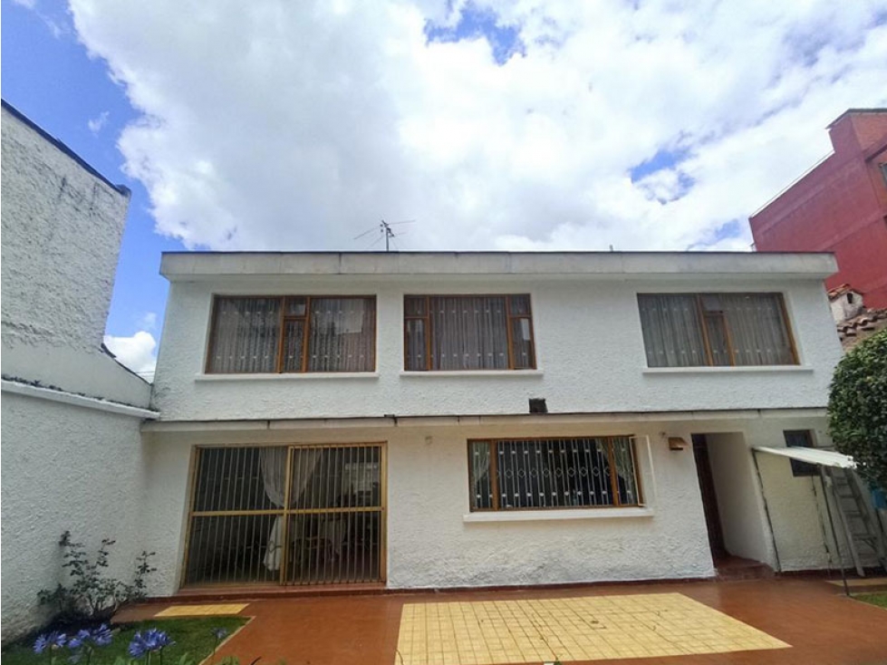 SE VENDE CASA EN CEDRITOS BOGOTA