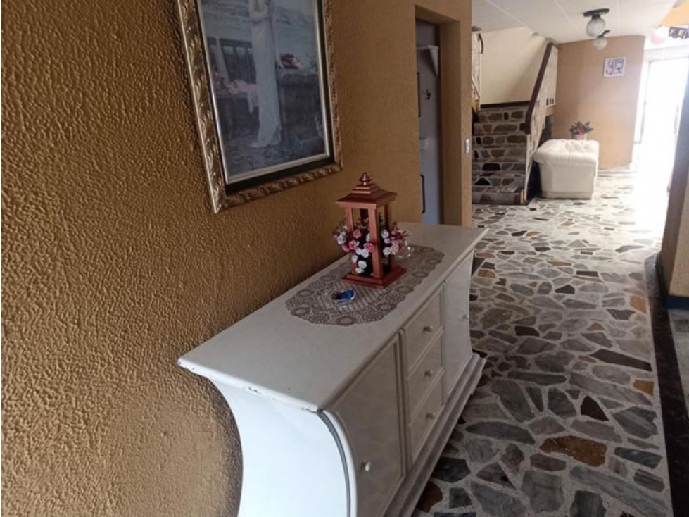 SE VENDE CASA EN CEDRITOS BOGOTA — foto 2