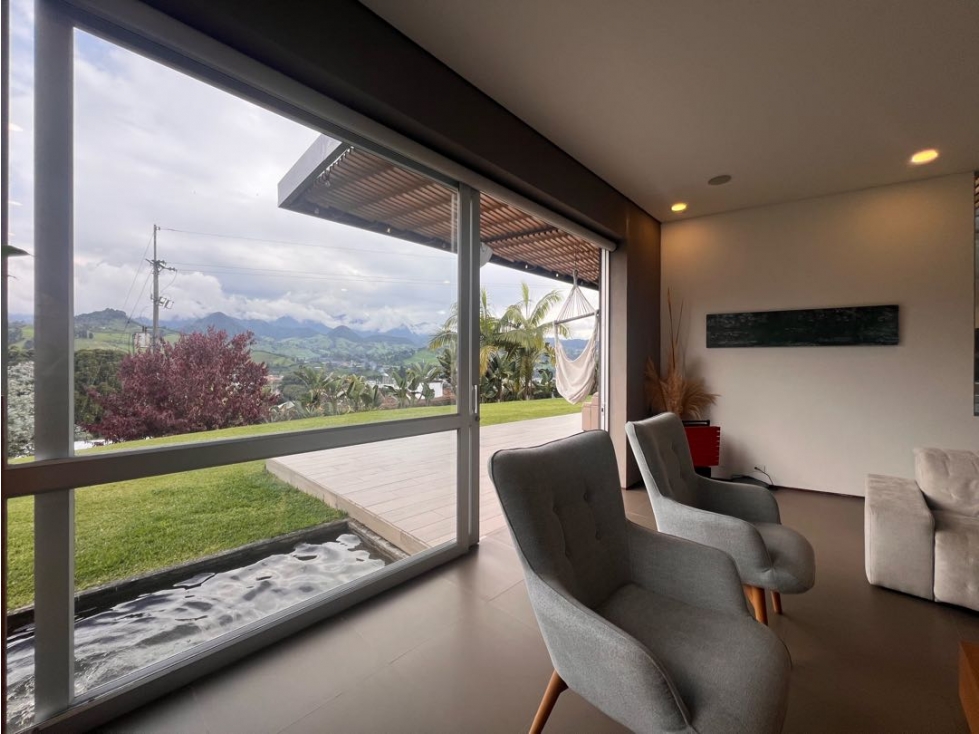Casa 3 alcobas Conjunto Cerrado La Alhambra Manizales