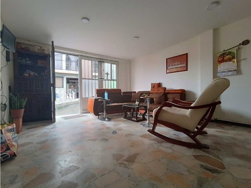 Casa 3 alcobas Centro Villamaria Caldas