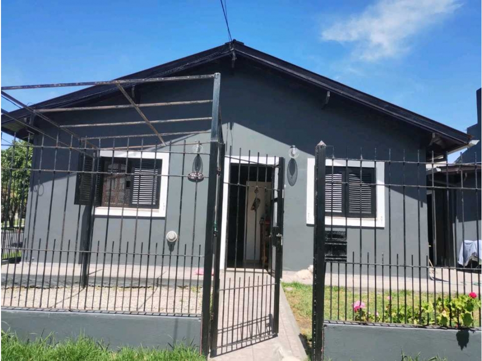 Casa 3 ambientes más Monoambiente en Calabria 1700 APTO CREDITO. — foto 2