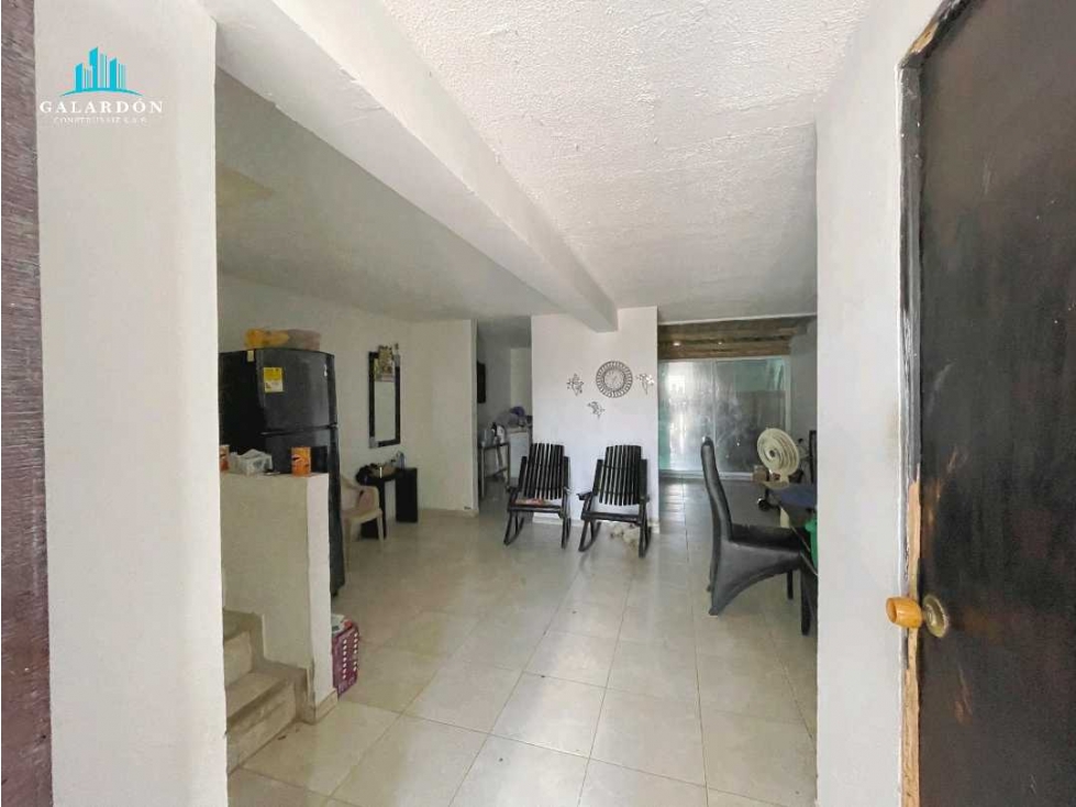 Vendo casa en Santa Marta de tres plantas para remodelar — foto 4