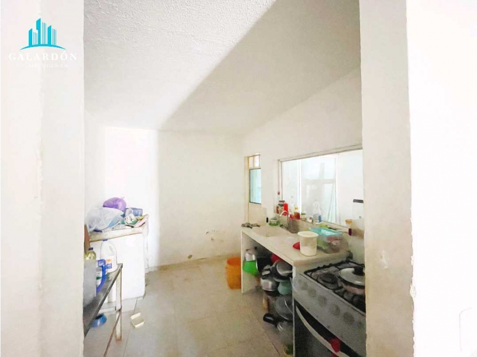 Vendo casa en Santa Marta de tres plantas para remodelar — foto 6