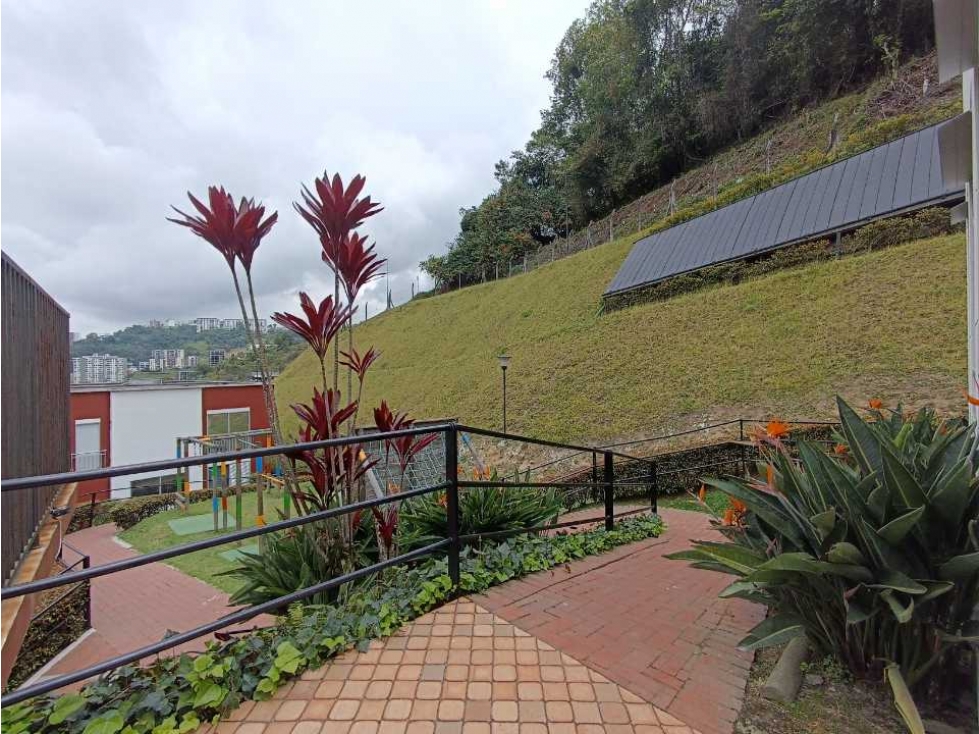Casa 4 alcobas Conjunto Cerrado Bosque Popular Manizales — foto 3