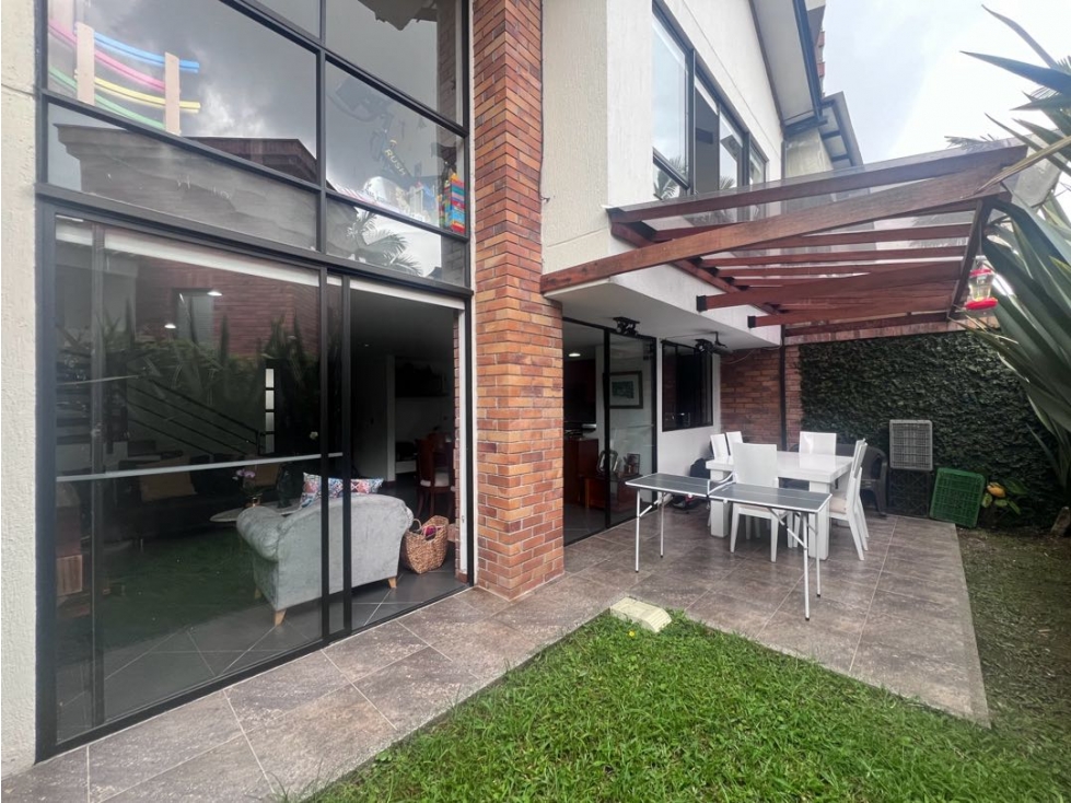 Casa 4 alcobas Conjunto Cerrado Sancancio Manizales — foto 2