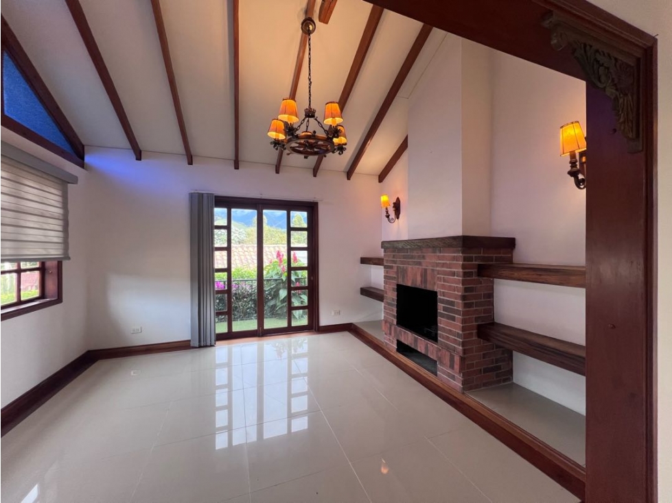 Casa 4 alcobas Conjunto Cerrado La Alhambra Manizales - 2