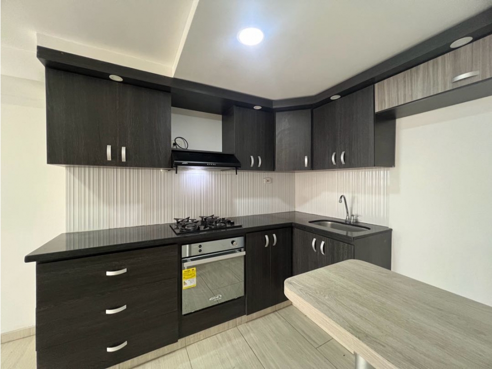 Casa 4 alcobas La Romelia Dosquebradas — foto 2