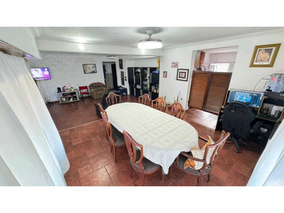 Venta Chalet 4 Ambientes con patio, Quincho, Garage! APTO CRÉDITO. — foto 4