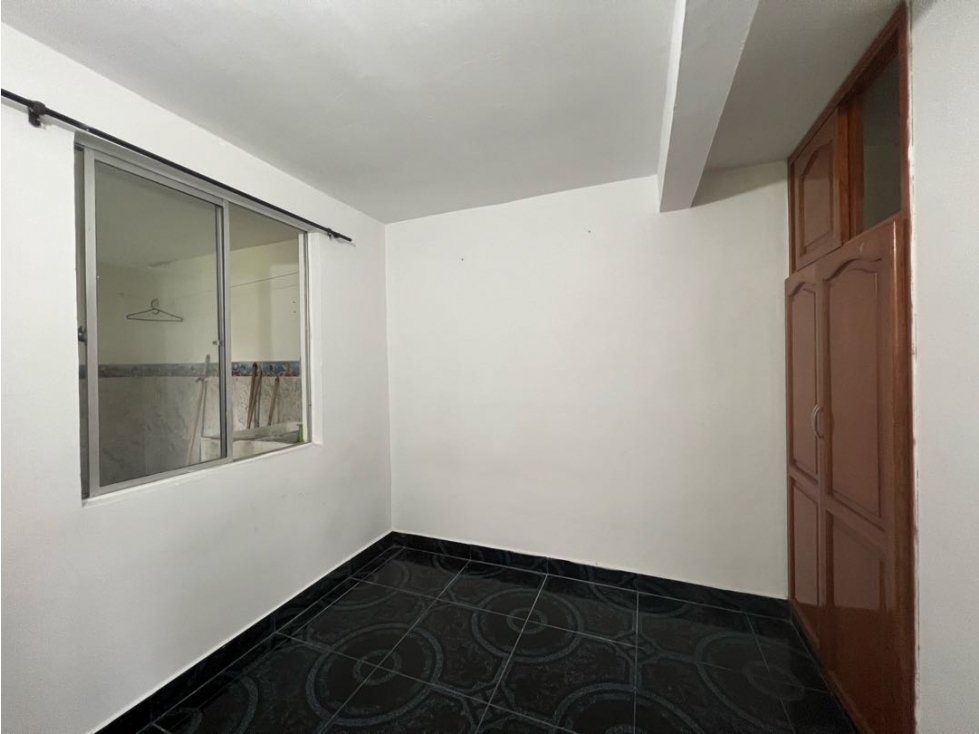 Casa 5 alcobas Conjunto Cerrado Avenida el Ferrocarril Dosquebradas — foto 4