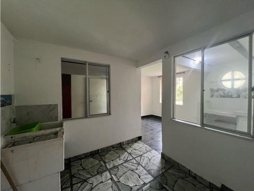 Casa 5 alcobas Conjunto Cerrado Avenida el Ferrocarril Dosquebradas — foto 6