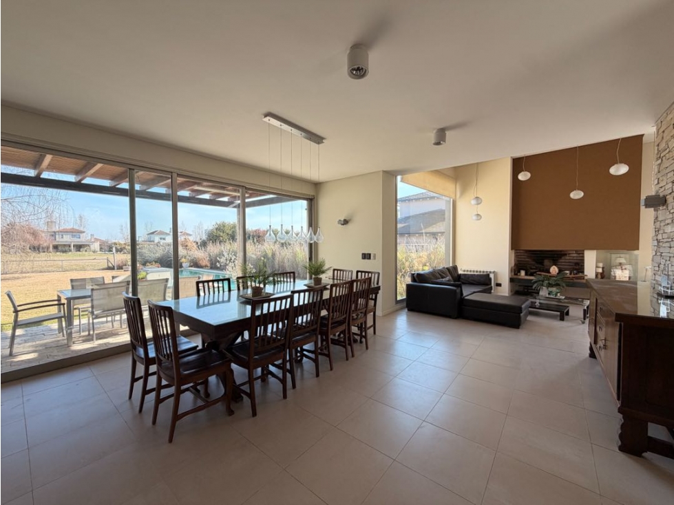 Moderna y funcional casa en La Concepción: Apto Crédito - 5