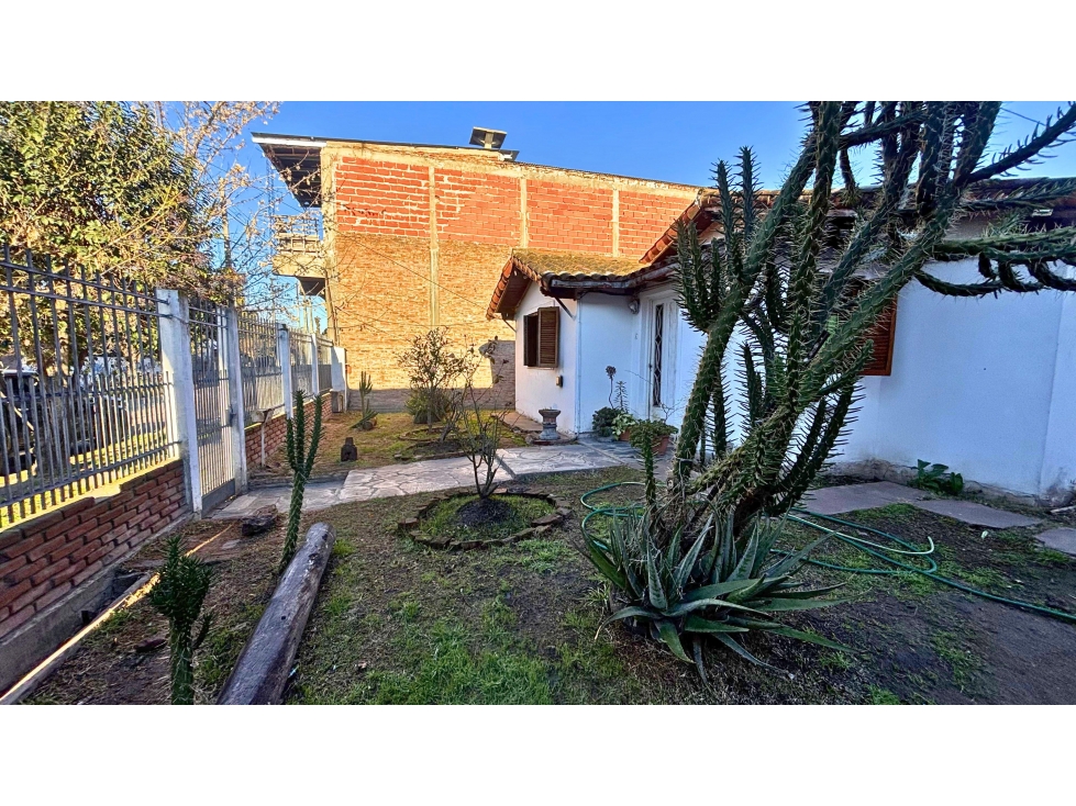 Casa 6 Ambientes Lote 750 m² Apto Crédito Paso del Rey Moreno - 4