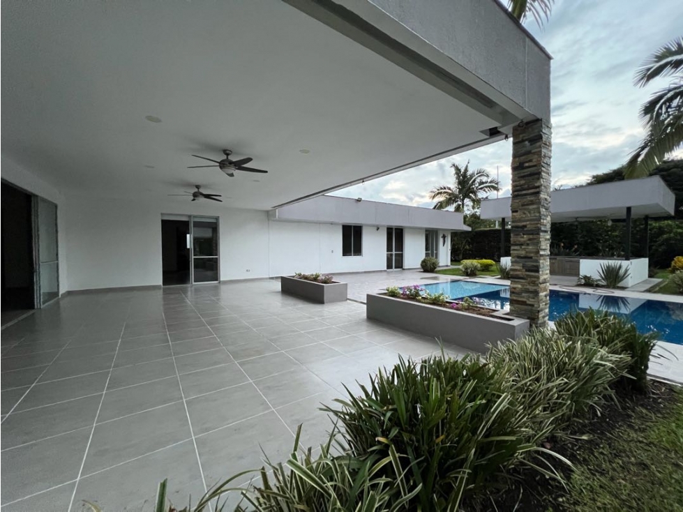 Casa 7 alcobas Conjunto Cerrado Pueblito Cafetero Pereira — foto 2