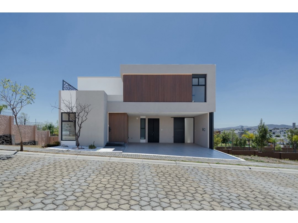 Casa nueva en venta en Lomas Angelopolis 2! Salida a Atlixcayotl!