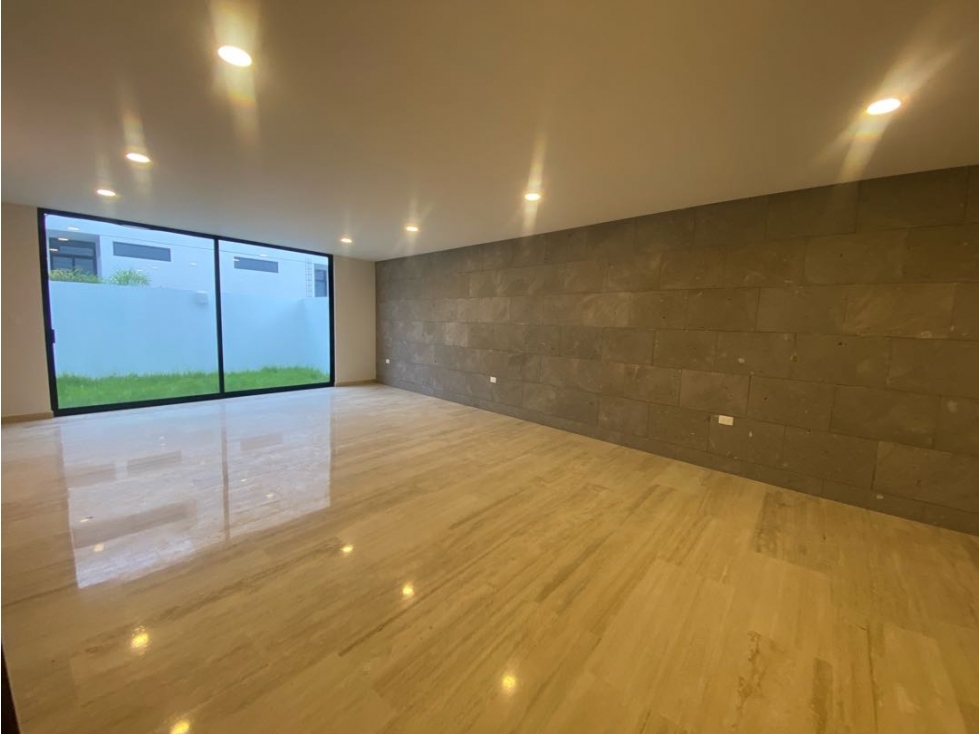 Casa en venta con recamara en planta baja en Lomas de Angelopolis — foto 5